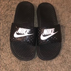 Black Nike Slides